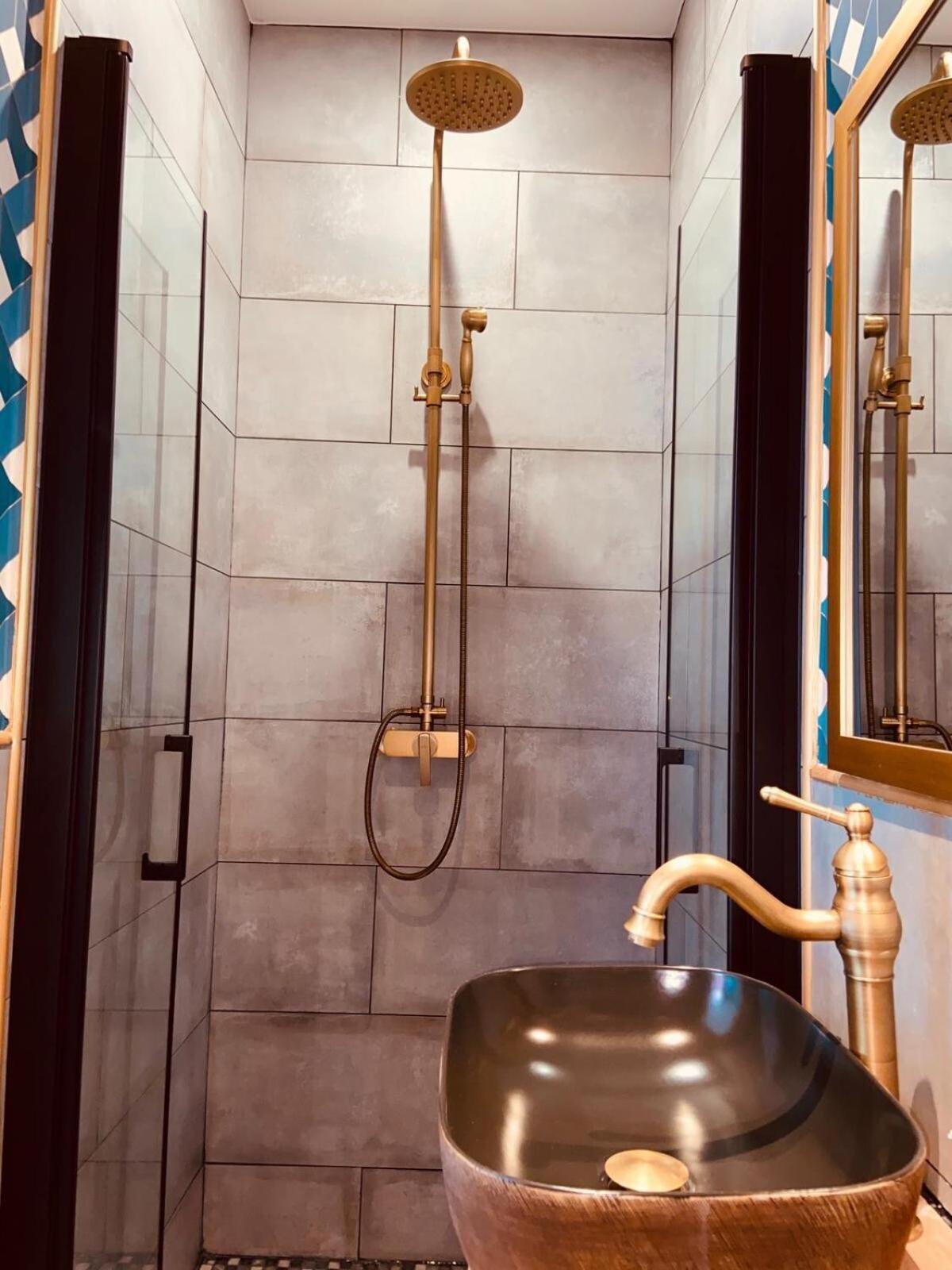 Suite Anna In Paris Republique Екстериор снимка