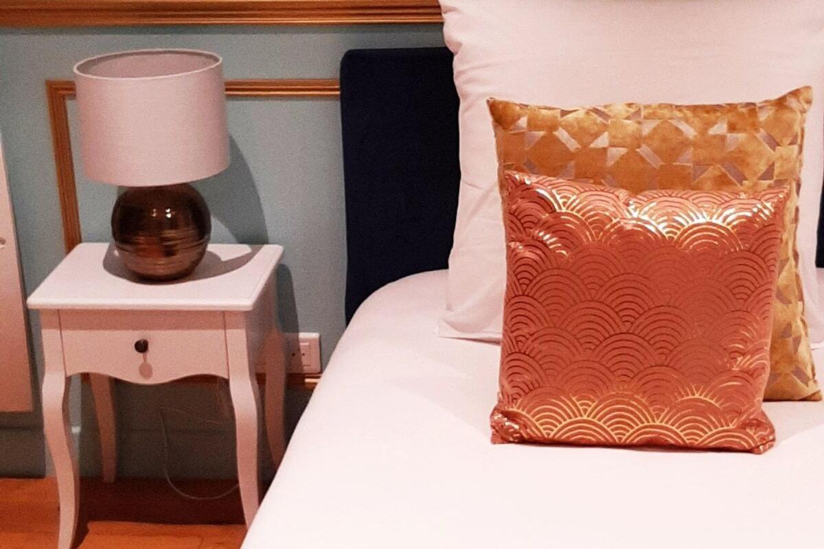 Suite Anna In Paris Republique Екстериор снимка