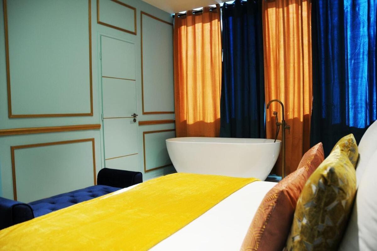 Suite Anna In Paris Republique Екстериор снимка