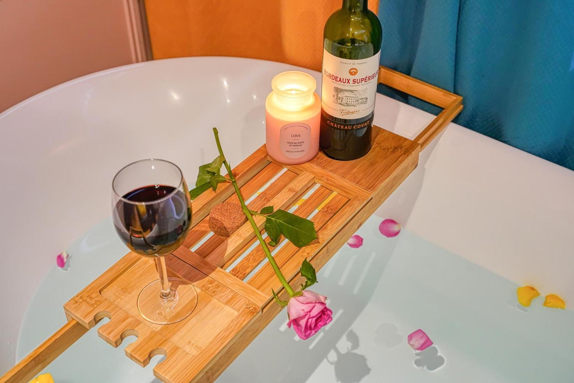 Suite Anna In Paris Republique Екстериор снимка